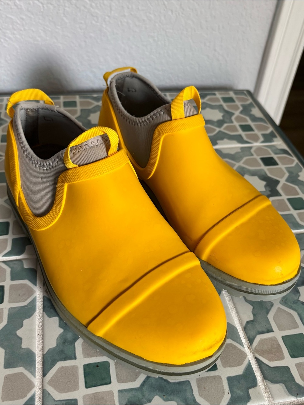 L.L. Bean Wellie Boot Yellow and Light Blue Gray Slip-On Rain Boots